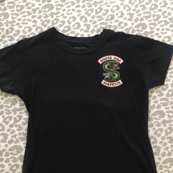 Riverdale Southside Serpents tee, size Large - Picture 1 of 3
